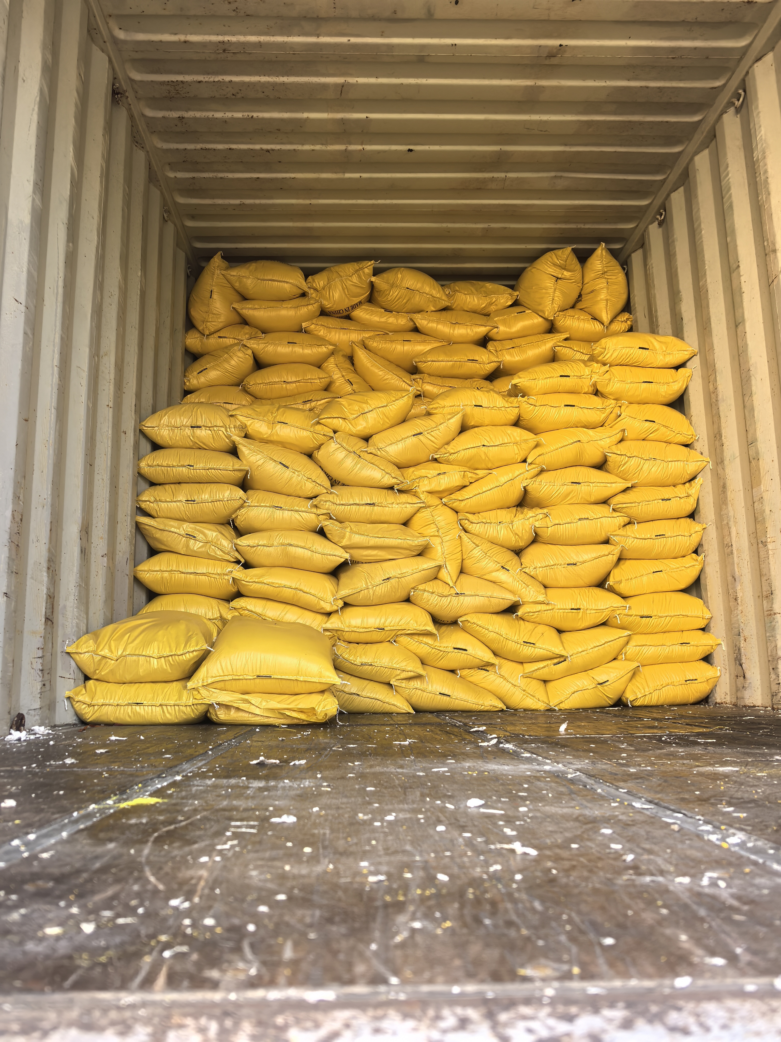 Advantages of using polyaluminum chloride in glass factory wastewater treatment