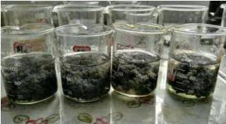 The process of adding polyaluminum chloride for wastewater treatment in tanneries